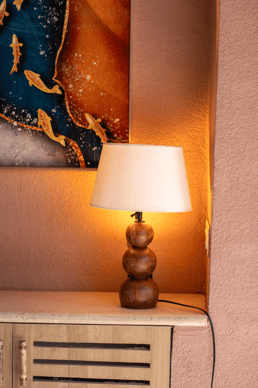 The Arlo Triple-Bead Wooden lamp